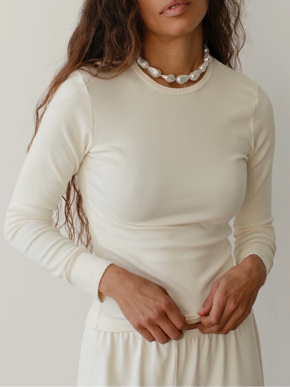 Donni Women’s The Baby Rib Scallop
Long Sleeve Tee Shirt In Creme Cream Medium M